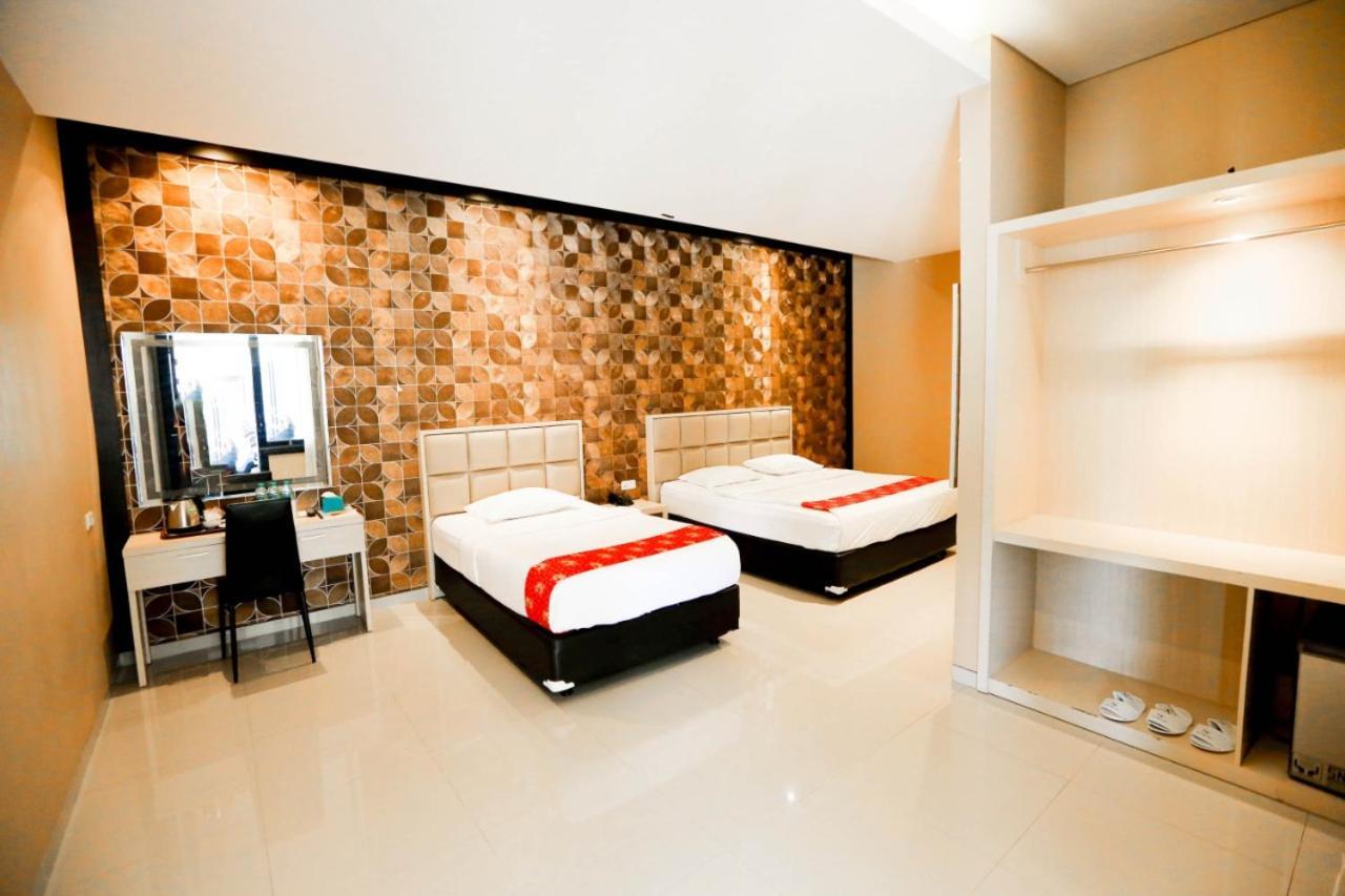 New Surya Hotel Banyuwangi  Exterior foto